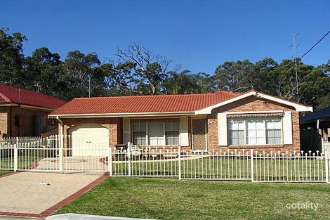 19 Trevally Ave, Chain Valley Bay, NSW 2259