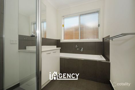 Property photo of 6 Sandstone Circuit Carrum Downs VIC 3201