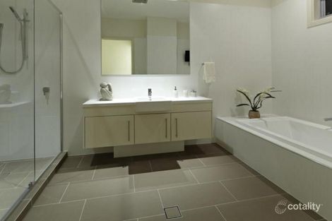 Property photo of 60 Gordon Terrace Indooroopilly QLD 4068
