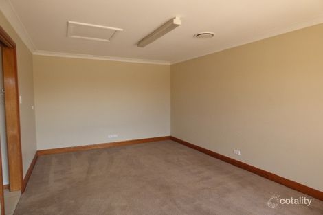 Property photo of 8 Parkview Crescent Harden NSW 2587