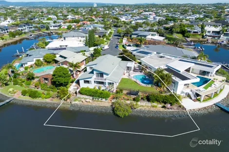 Property photo of 16 Wallaby Place Bundall QLD 4217