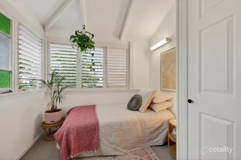 Property photo of 32 Bayswater Terrace Hyde Park QLD 4812