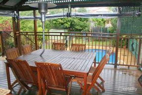 Property photo of 71 Kingsley Terrace Wynnum QLD 4178
