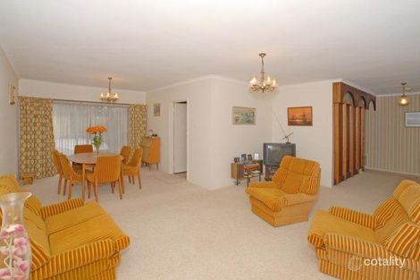 Property photo of 5 Mannering Drive Glen Waverley VIC 3150