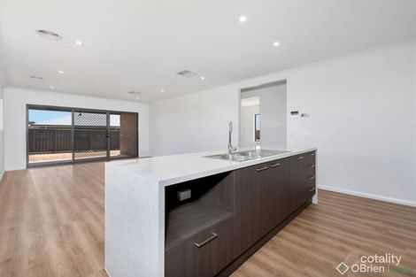 Property photo of 2 Filandra Street Wangaratta VIC 3677