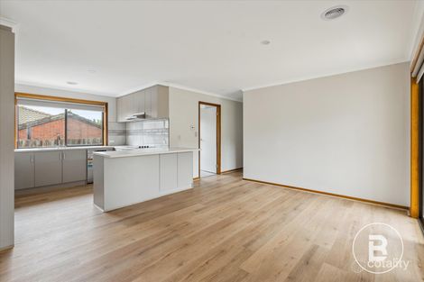 Property photo of 38 Underbank Boulevard Bacchus Marsh VIC 3340