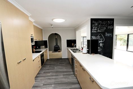 Property photo of 16 Islandview Street Barellan Point QLD 4306