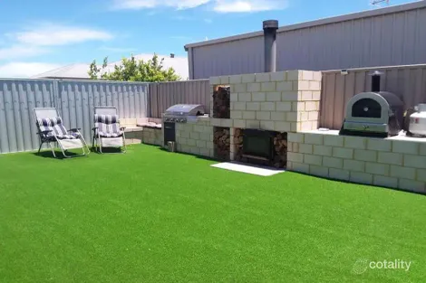 10 Hamelin Ave, Jurien Bay, WA 6516