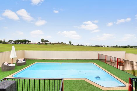 Property photo of 18 Gwendoline Street Raceview QLD 4305