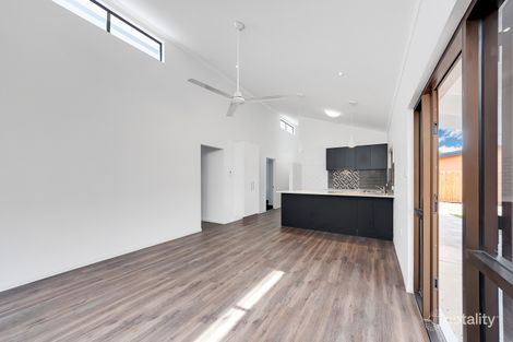 Property photo of 10 Velma Close Woree QLD 4868