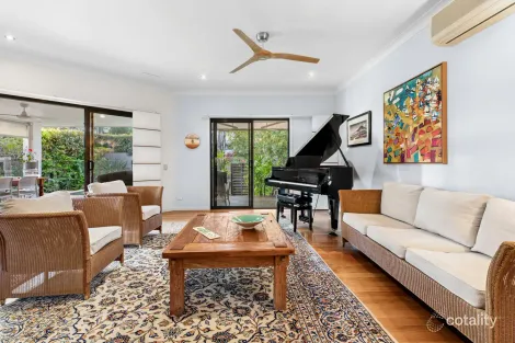 Property photo of 2 Waratah Close Tewantin QLD 4565