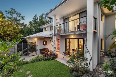 Property photo of 2 Waratah Close Tewantin QLD 4565