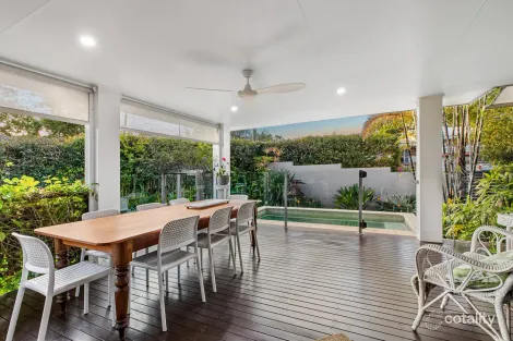 Property photo of 2 Waratah Close Tewantin QLD 4565