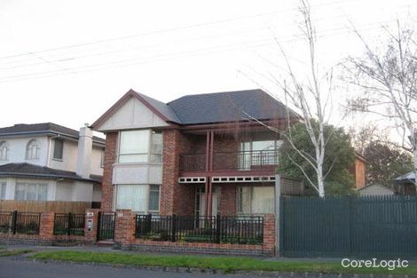 Property photo of 29 Fernhurst Grove Kew VIC 3101