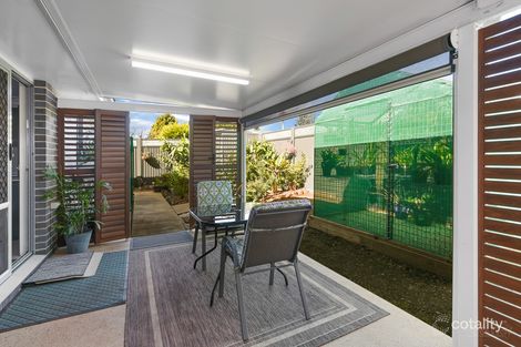 Property photo of 2/213 New England Highway Harlaxton QLD 4350