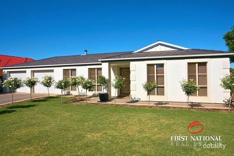 17 Clift Cl, Evanston, SA 5116