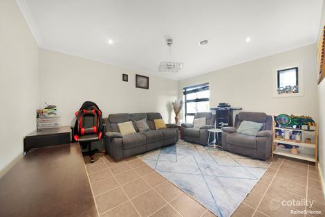 Property photo of 22 Larson Avenue Tarneit VIC 3029