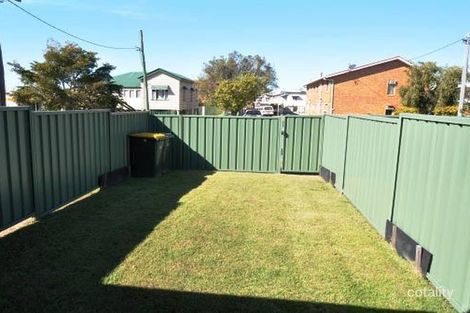 Property photo of 4/6 Eden Street Gladstone Central QLD 4680