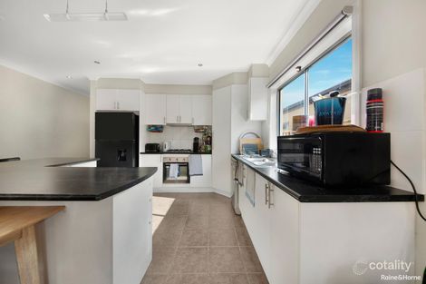 Property photo of 22 Larson Avenue Tarneit VIC 3029