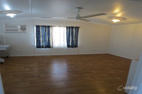 Property photo of 2/45 Borilla Street Emerald QLD 4720