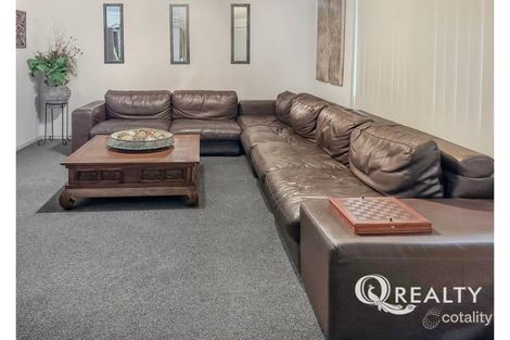 Property photo of 11 Hoover Court Stretton QLD 4116