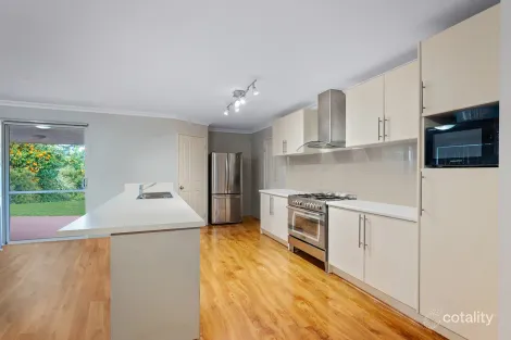 Property photo of 125 Barton Drive Australind WA 6233