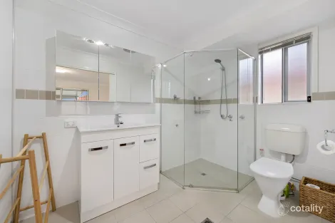Property photo of 2 Kakadu Court Banora Point NSW 2486