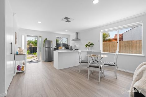 Property photo of 12 Foreshore Cove South Yunderup WA 6208