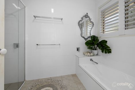 Property photo of 20 Tyrone Terrace Banora Point NSW 2486