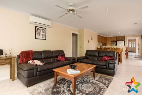Property photo of 4 Domaine Grove Chirnside Park VIC 3116