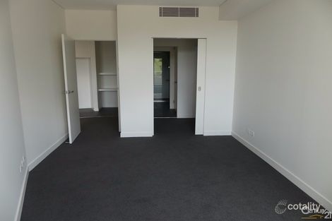 62/38 Solent Cct, Norwest, NSW 2153