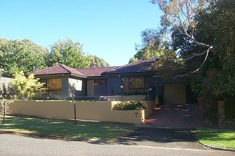 4 Boscastle Ave, City Beach, WA 6015