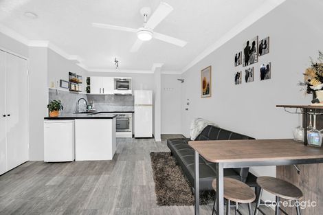 Property photo of 4/7-9 Illawong Street Surfers Paradise QLD 4217