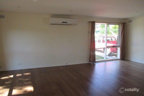 Property photo of 18 Evelyne Avenue Cranbourne VIC 3977