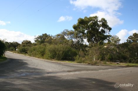 13 Chiltern Rd, Ocean Beach, WA 6333