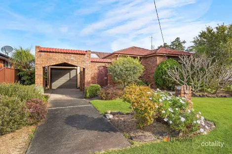 Property photo of 22 Carinya Street Charmhaven NSW 2263