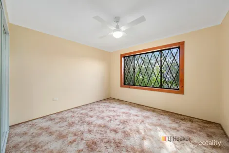 Property photo of 22 Carinya Street Charmhaven NSW 2263