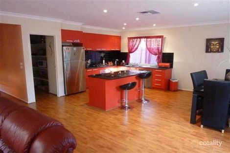 Property photo of 40 Peppertree Street Keysborough VIC 3173