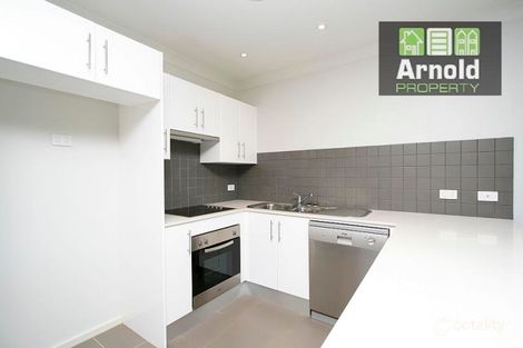 Property photo of 2/12 Berringar Road Valentine NSW 2280