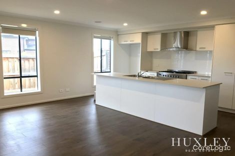 Property photo of 28 Jean Street Point Cook VIC 3030