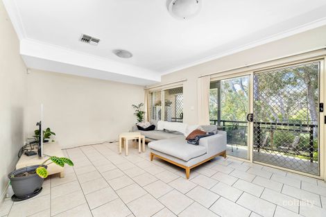 Property photo of 10/831 Henry Lawson Drive Picnic Point NSW 2213