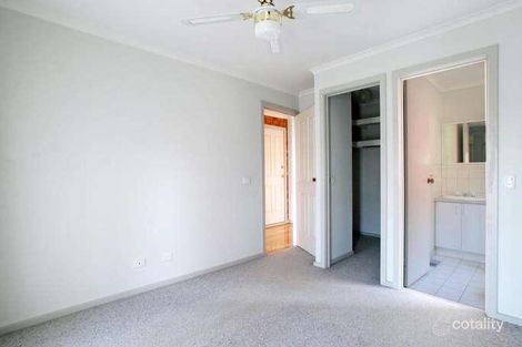 Property photo of 19 Yarraridge Drive Chirnside Park VIC 3116