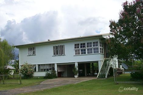 54 Maple St, Goondi Bend, QLD 4860