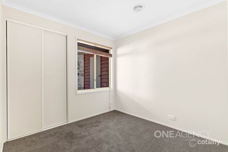 Property photo of 2 Rees Road Sunbury VIC 3429