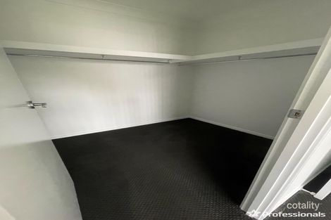 Property photo of 11 Birdwing Crescent Flagstone QLD 4280