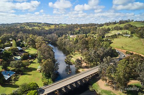 28 Yarri Brow, Kangaroo Gully, WA 6255