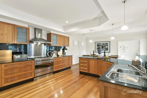 Property photo of 7 Woodlyn Mews Mount Eliza VIC 3930