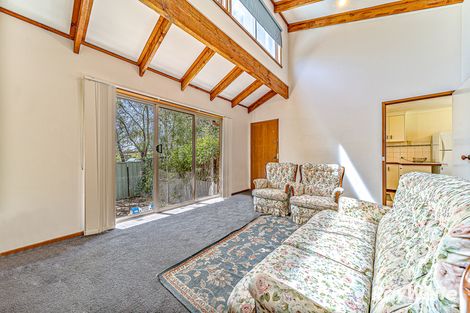 Property photo of 3/13 Thompson Crescent Kennington VIC 3550