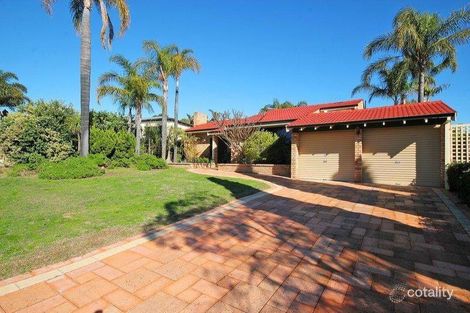 Property photo of 8 Macfarlane Rise Duncraig WA 6023