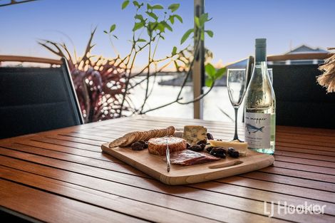 Property photo of 32 Darwin Terrace Dudley Park WA 6210